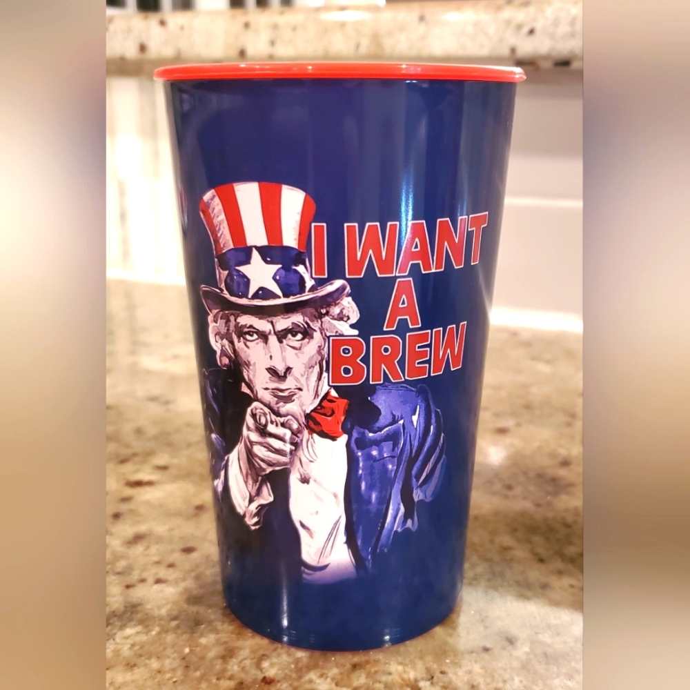 22oz Patriotic Brew Cheers Reusable Plastic Cups, Red, Wht,‎ Blue (2 Cups) - Picture 2 of 10